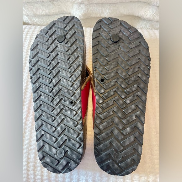 NFL 49ers Red and Tan Flip Flops by FOCO (Forever Collectibles); Size: Small main image 6